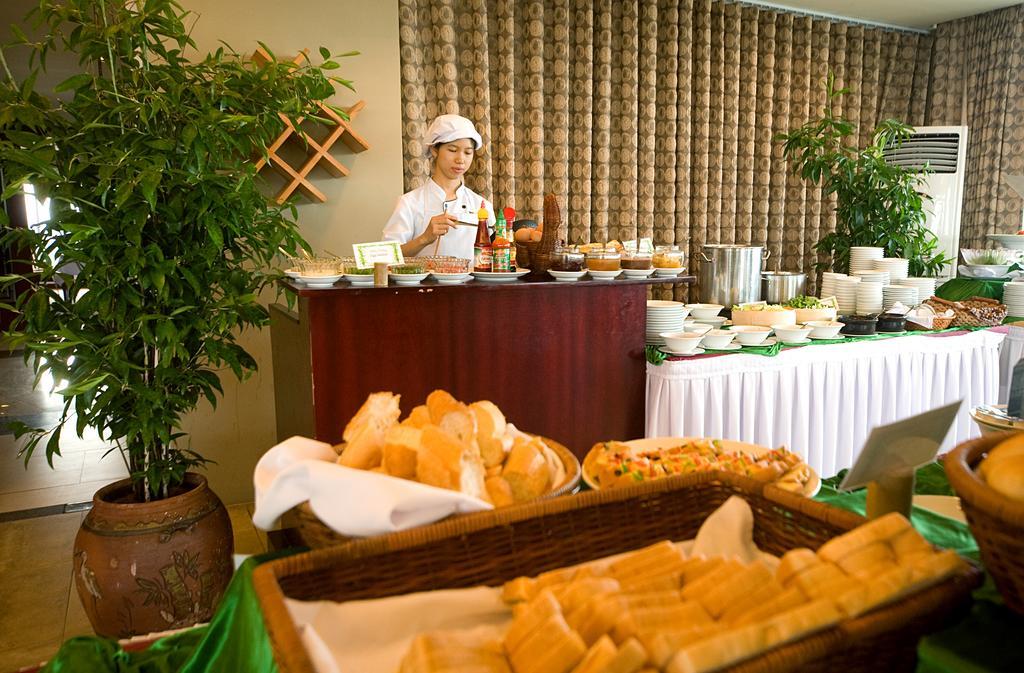 Mondial Hotel Hué Eksteriør billede
